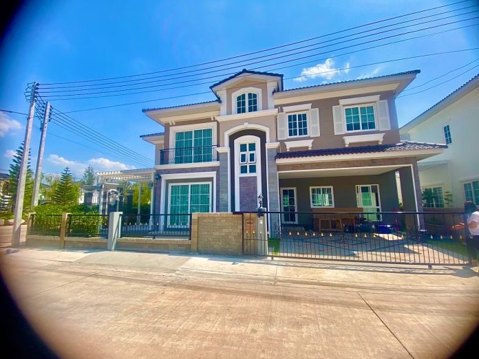 LINE_ALBUM_นีโอโฮม 2 4 ห้องนอน 4 ห้องน้ำ 45,000_251121_31_0