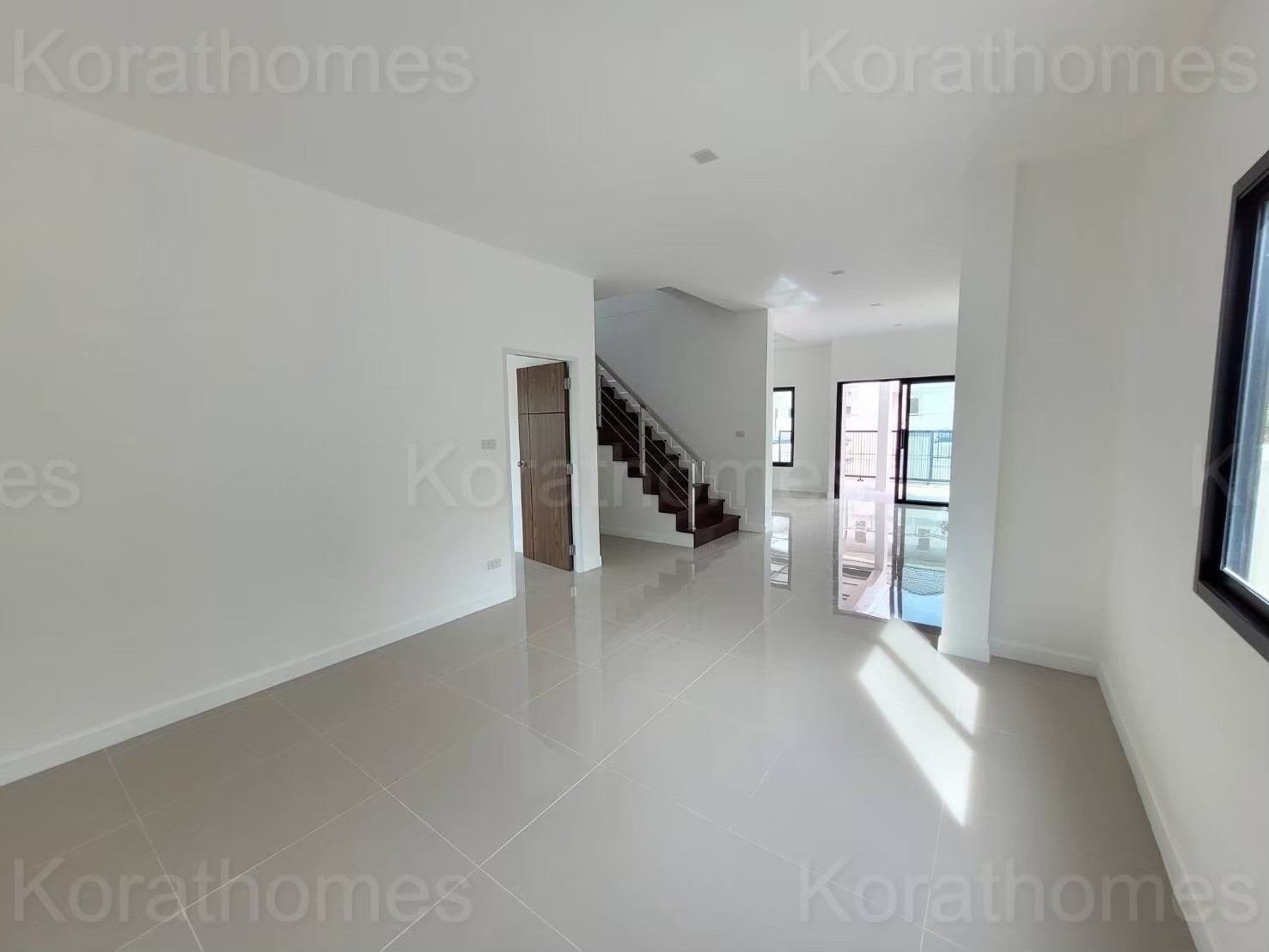 LINE_ALBUM_บ้านติดสนาม 80 พรรษา 2.99 วันโอนคนละครึ่ง_2511